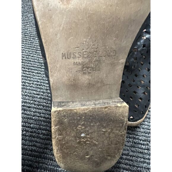 Musse & Cloud Caila Ankle Boots Women's 39/ 8 Black Leather Perforated Bootie - Picture 8 of 10